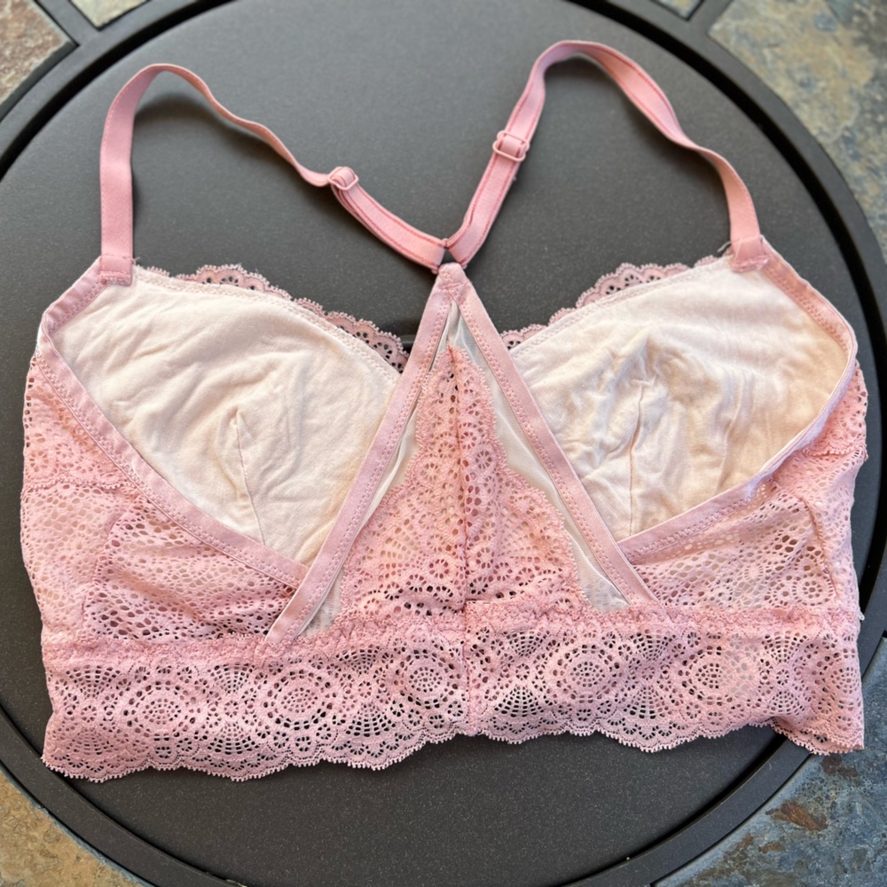 Soma lace t-back bralette- Size L - no padding - pink in color. EUC worn once - Picture 4 of 4